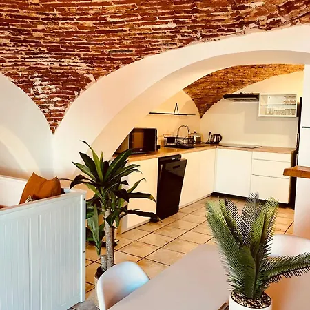 Centre * Bastia (Corsica)