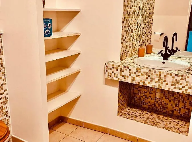 Centre アパート バスティア